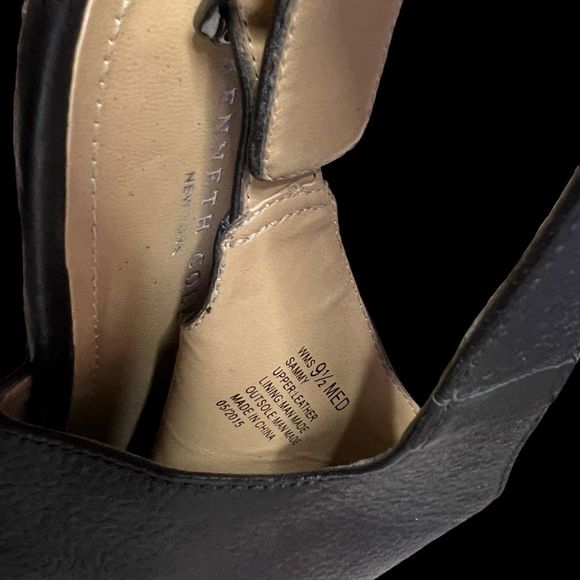 Kenneth Cole Black Leather Cork Wedges - Picture 5 of 5